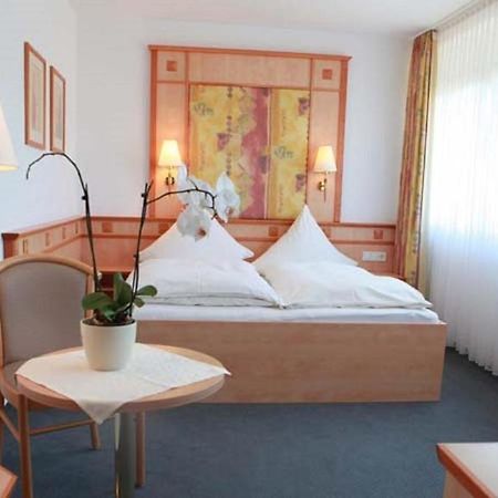 Hotel Wetterau - Self-Check-In 불펜스하임 외부 사진